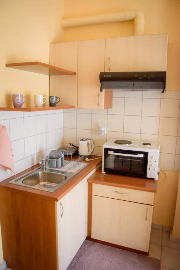 Home Patras Exteriör bild